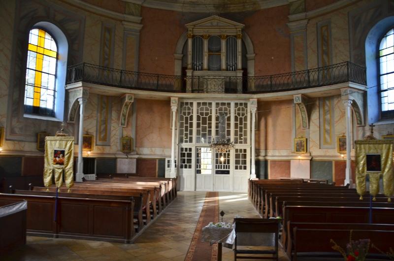 Spectaculos! O replică a Panteonului, ridicată acum peste 150 de ani în Timiș – Biserica Haulik cu rotondă și oculus în cupolă 1 Biserica Haulik Periam 6 800x530 1