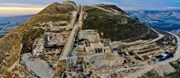 SuperSonic Radio - Israel: Au fost dezvăluite fragmente din palatul îngropat al regelui Irod cel Mare