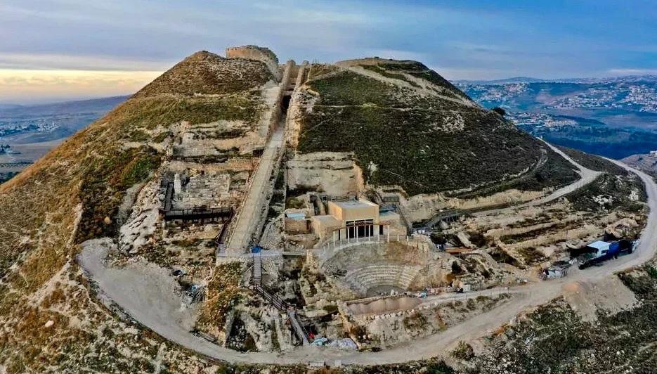 SuperSonic Radio - Israel: Au fost dezvăluite fragmente din palatul îngropat al regelui Irod cel Mare