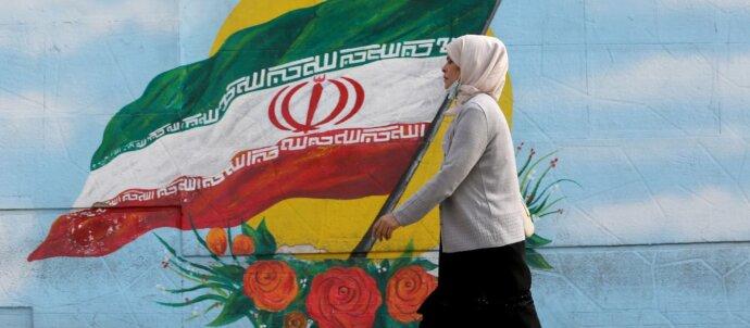 SuperSonic Radio - Femeile iraniene pot transmite cetățenia copiiilor lor