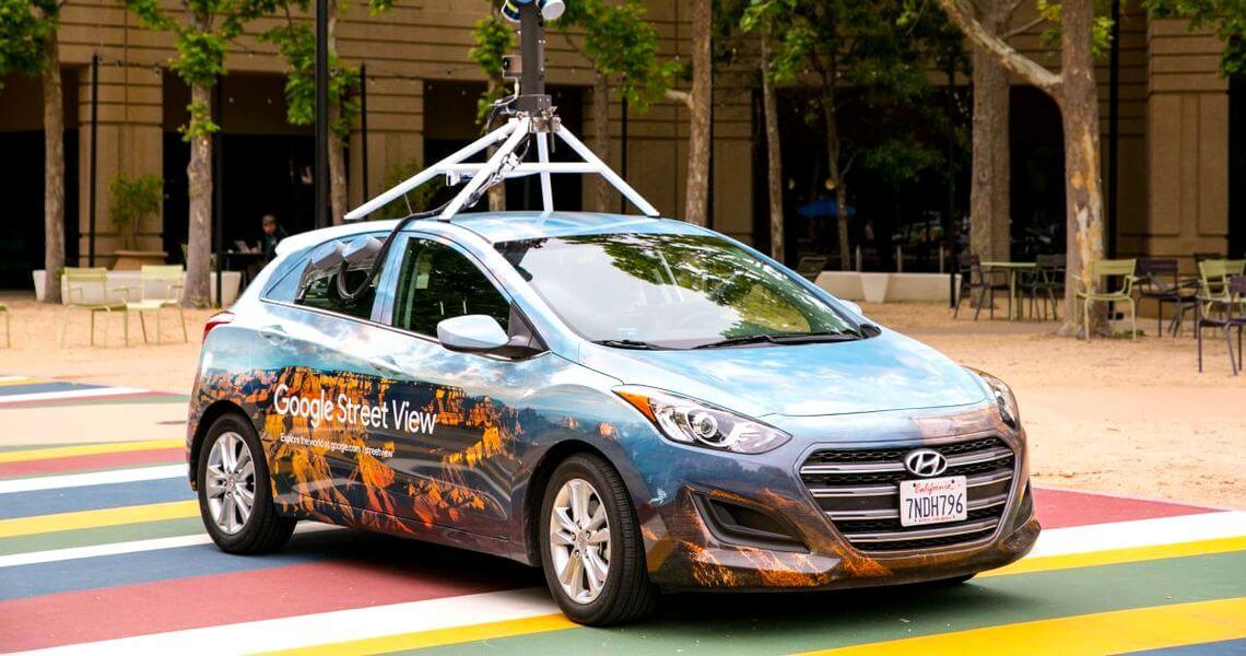 Street View car 2017 01