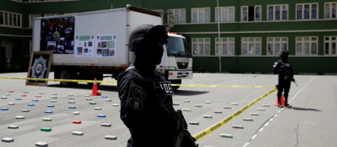 SuperSonic Radio - Bolivia: Trei „fabrici de cocaină” distruse în timpul unor raiduri