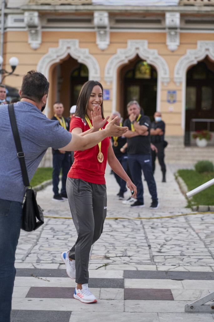 Zi istorică pentru handbalul buzoian 31 BBU08641