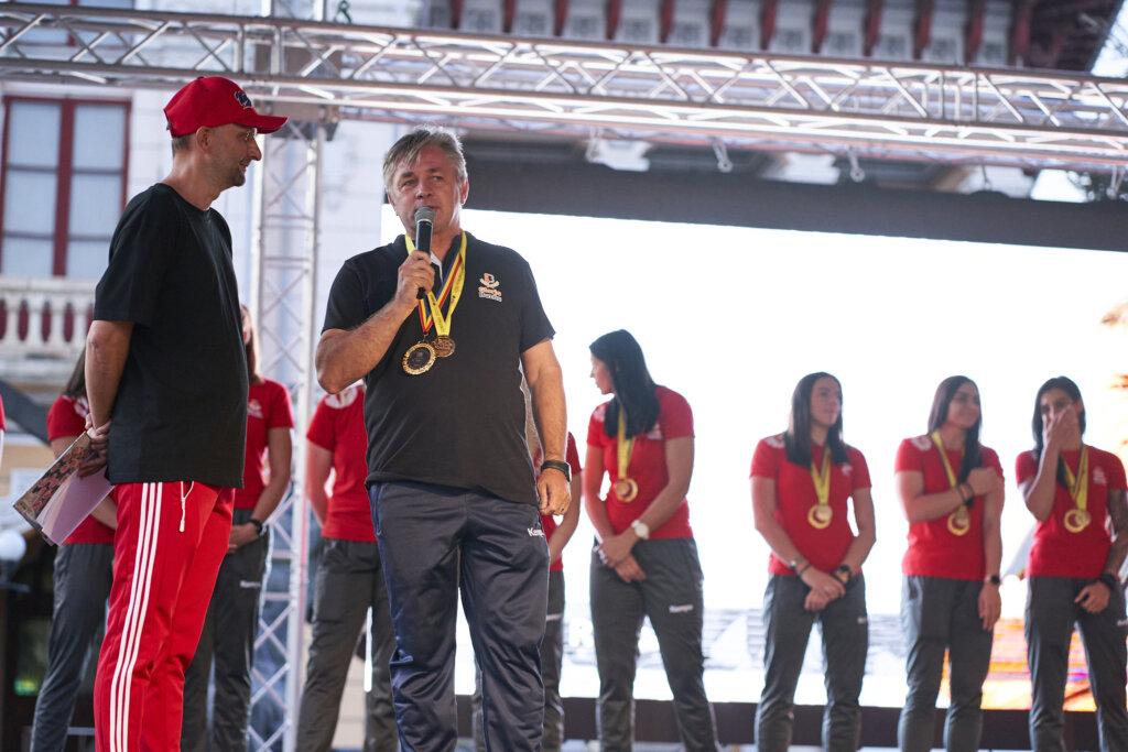 Zi istorică pentru handbalul buzoian 28 BBU08649