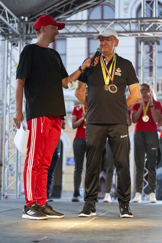 Zi istorică pentru handbalul buzoian 25 BBU08660