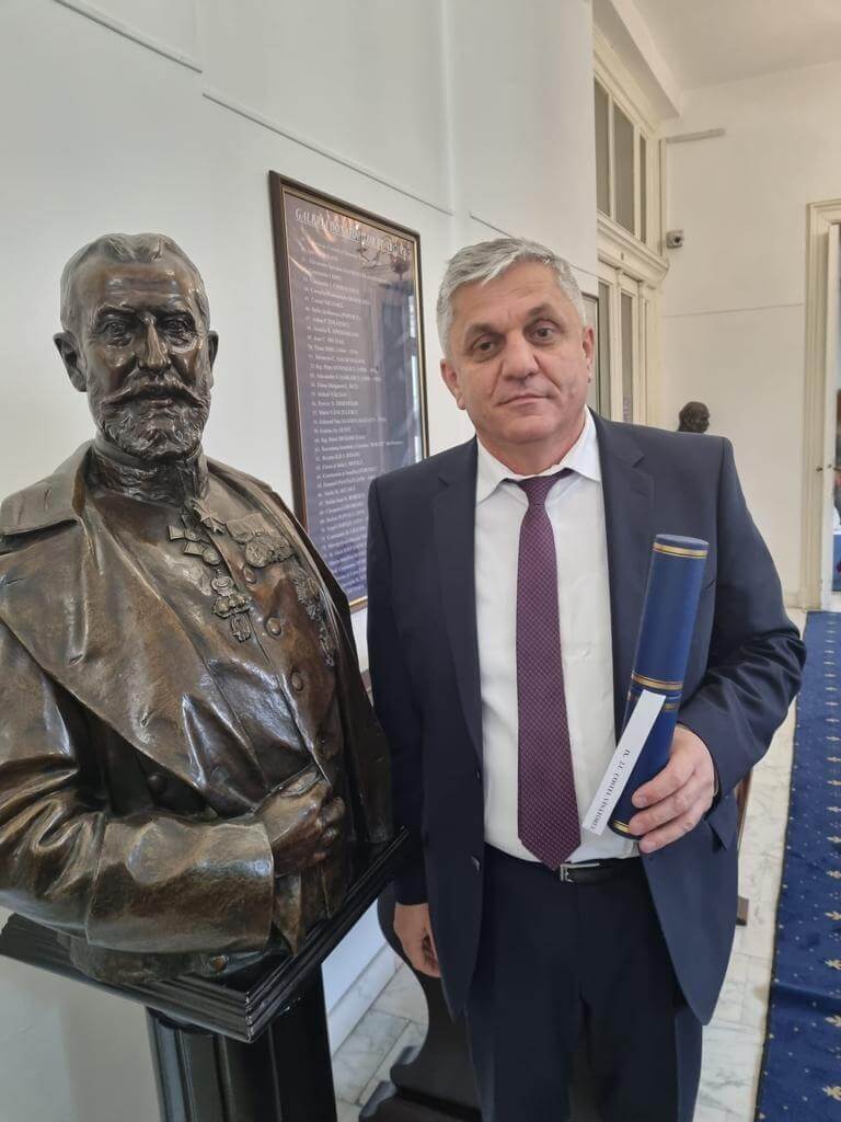 Buzău: Lucrare științifică remarcabilă, premiată de Academia Română 3 265666635 4575988089189157 2197039387126178454 n