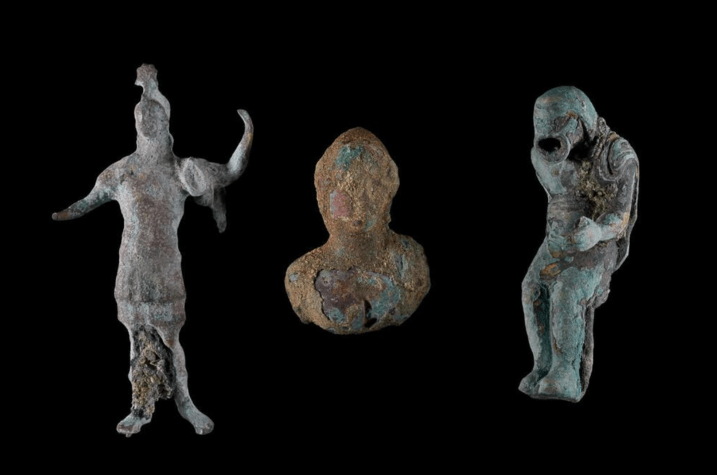 Israel: Arheologii au descoperit un inel creștin ce datează din epoca Imperiului Roman 3 6108143d82e32370360e0b082f79125c