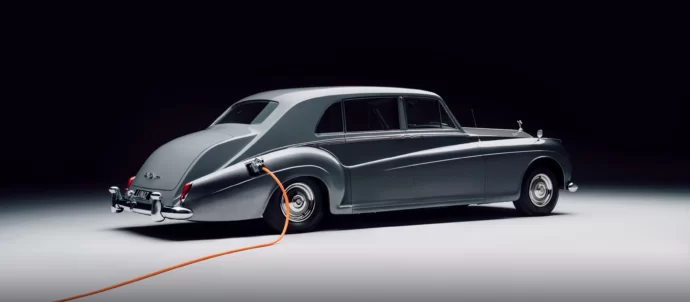 SuperSonic Radio - Se dezvoltă o nouă industrie: reconversia mașinilor clasice în mașini electrice