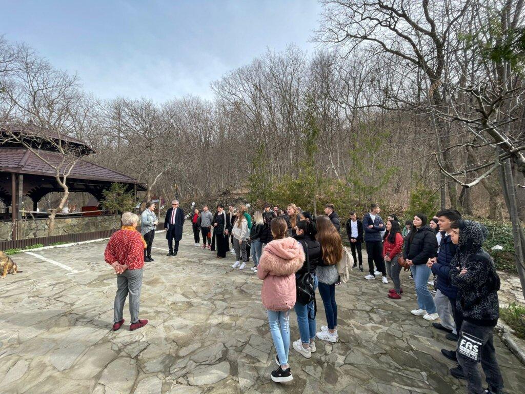 Bursa locurilor de muncă în domeniul HoReCa vine la Buzău 1 Casa cu Tei H 1.1