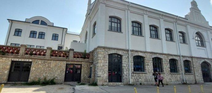 cladire noua Bazar 990x556 1