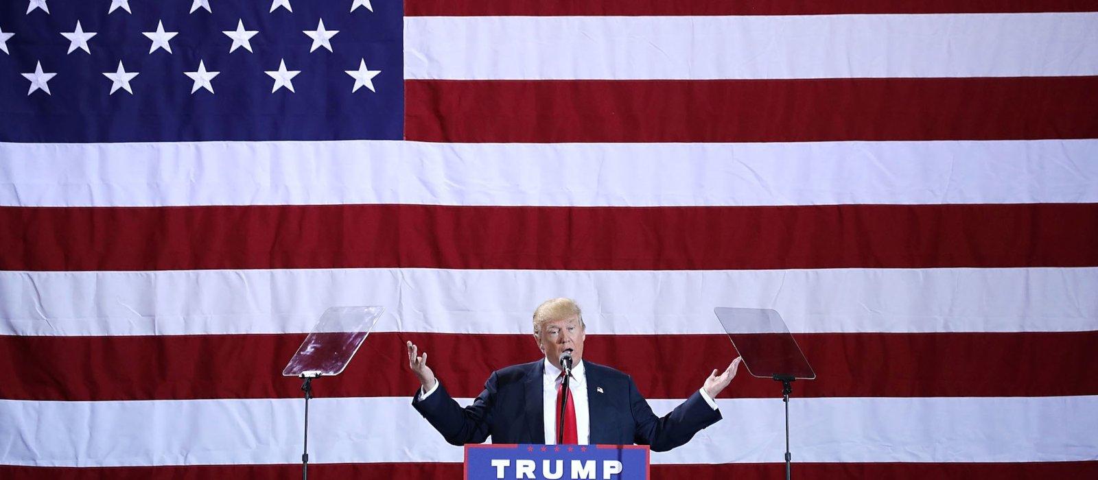 Trump press media hero