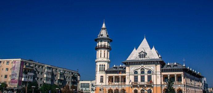 Primaria municipiului Buzau vedere frontala